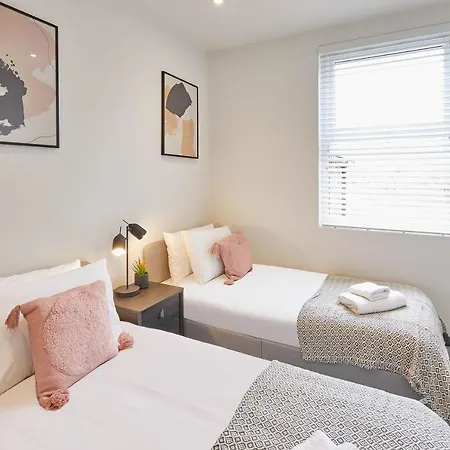 Host & - Clifton House